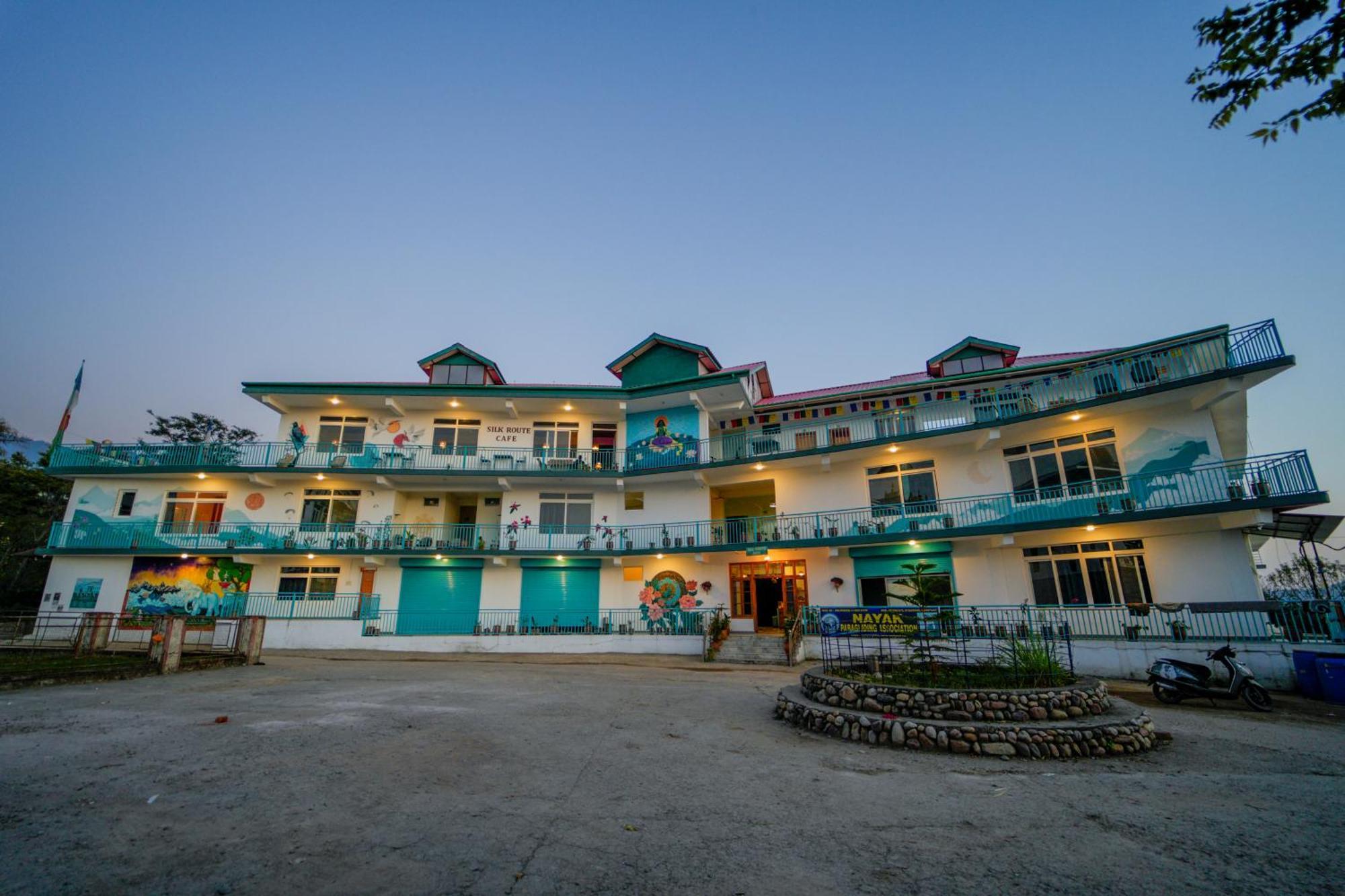 Chokling Arthouse - The Treasure Of Himalayas Hotel Bīr Buitenkant foto