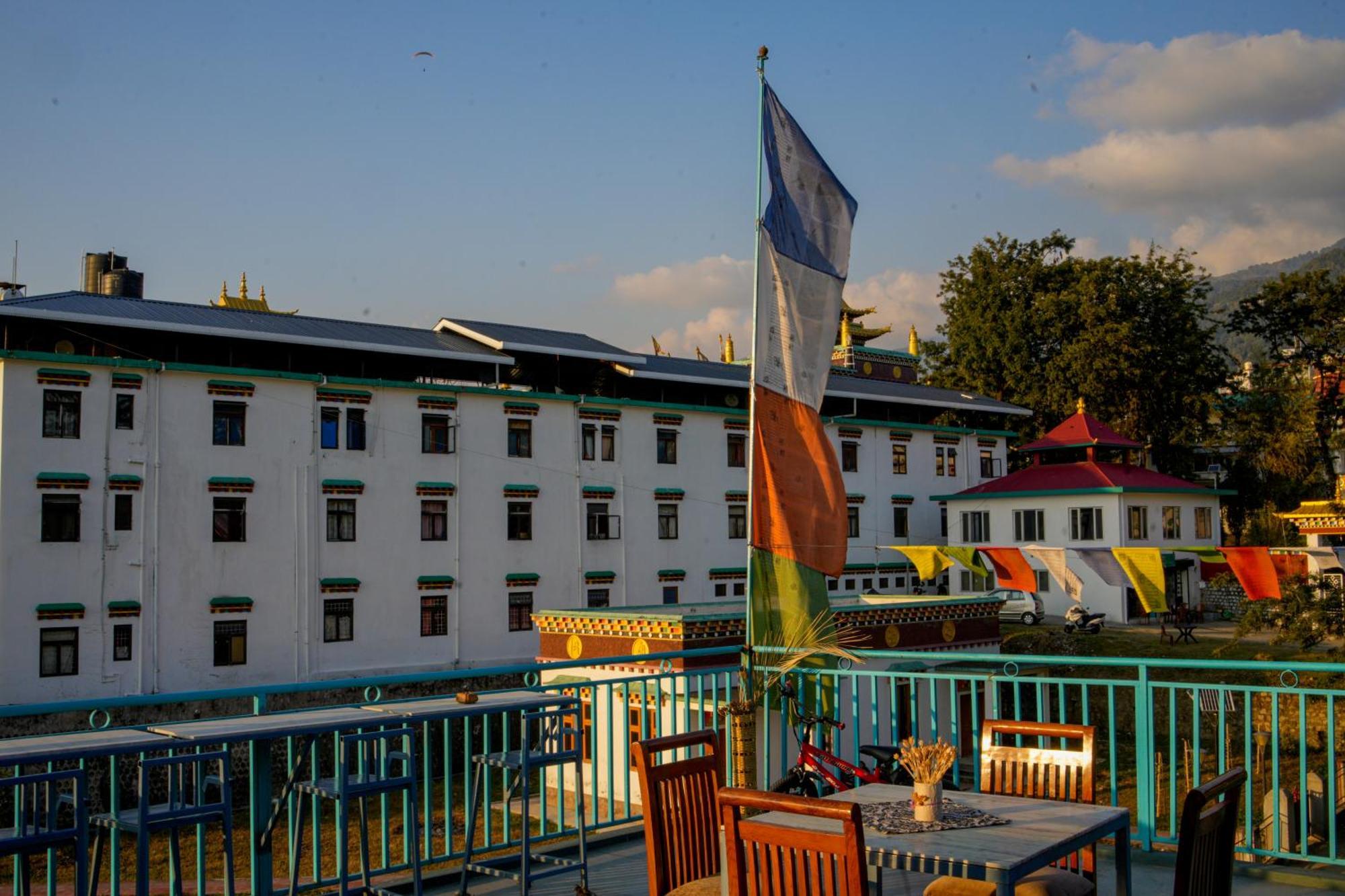Chokling Arthouse - The Treasure Of Himalayas Hotel Bīr Buitenkant foto