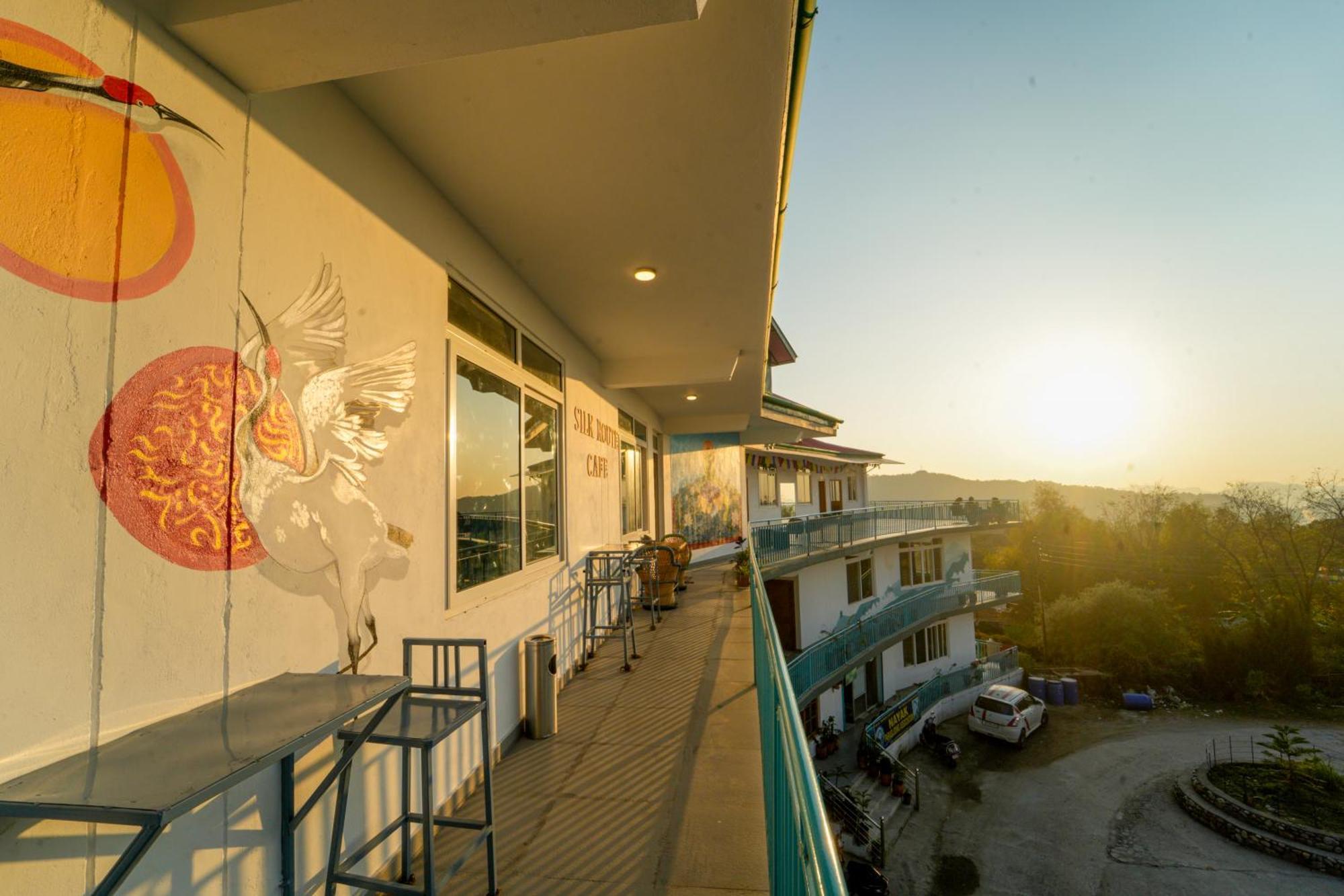 Chokling Arthouse - The Treasure Of Himalayas Hotel Bīr Buitenkant foto