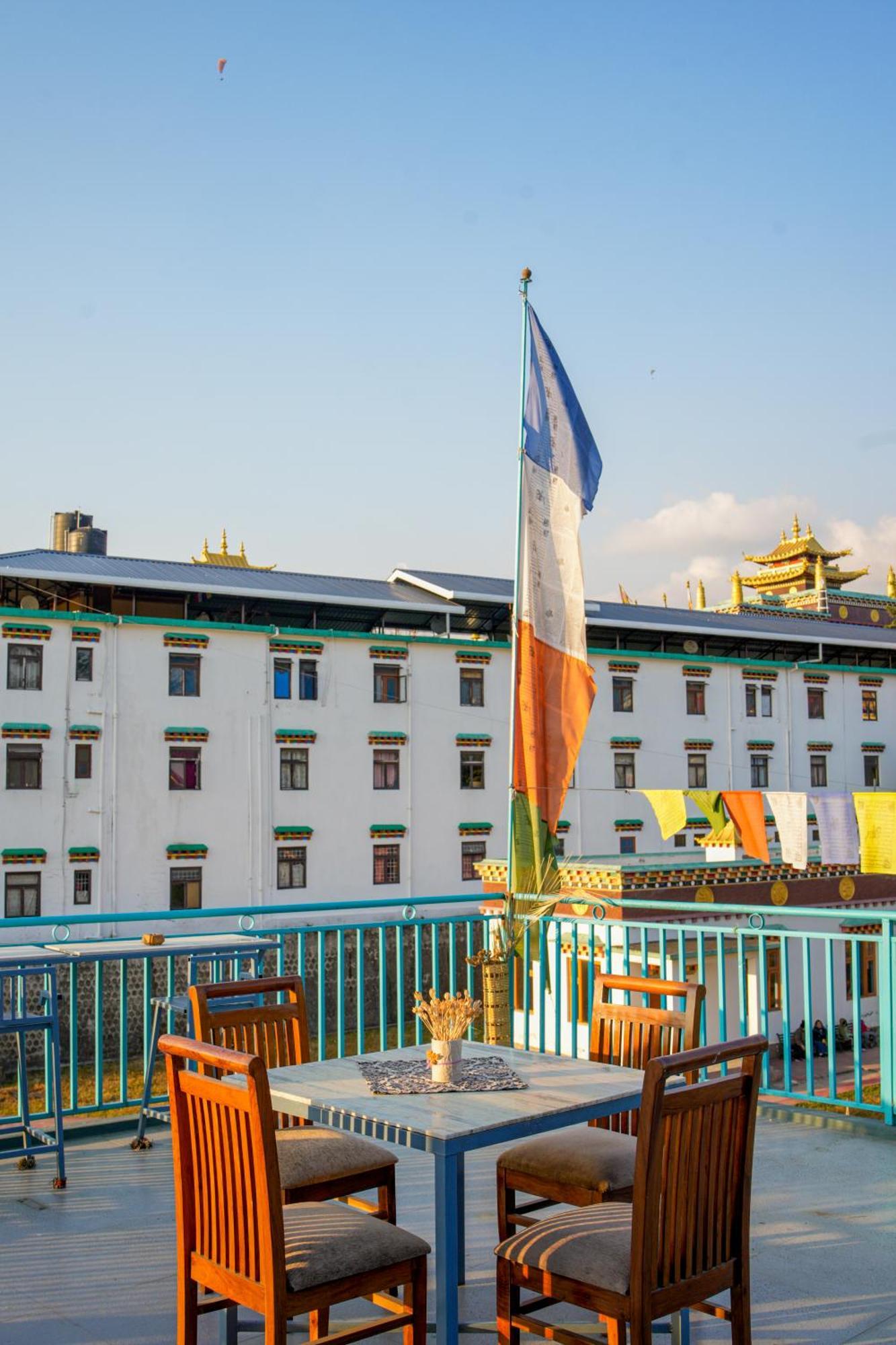 Chokling Arthouse - The Treasure Of Himalayas Hotel Bīr Buitenkant foto